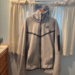 Nike Heather Gray Zip-Up Jacket